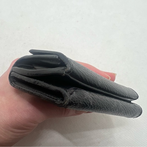 Authentic Louis Vuitton LV Monogram Eclipse Discovery Compact Wallet - Picture 8 of 14